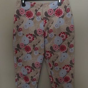 CAROLINA BLUES CAPRI PANTS SIZE 14